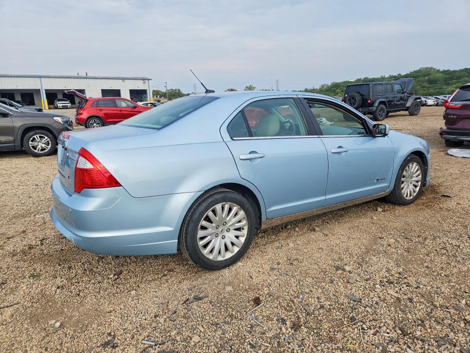 Photo 3 from auction – 2010 FORD FUSION with VIN 3FADP0L31AR192720