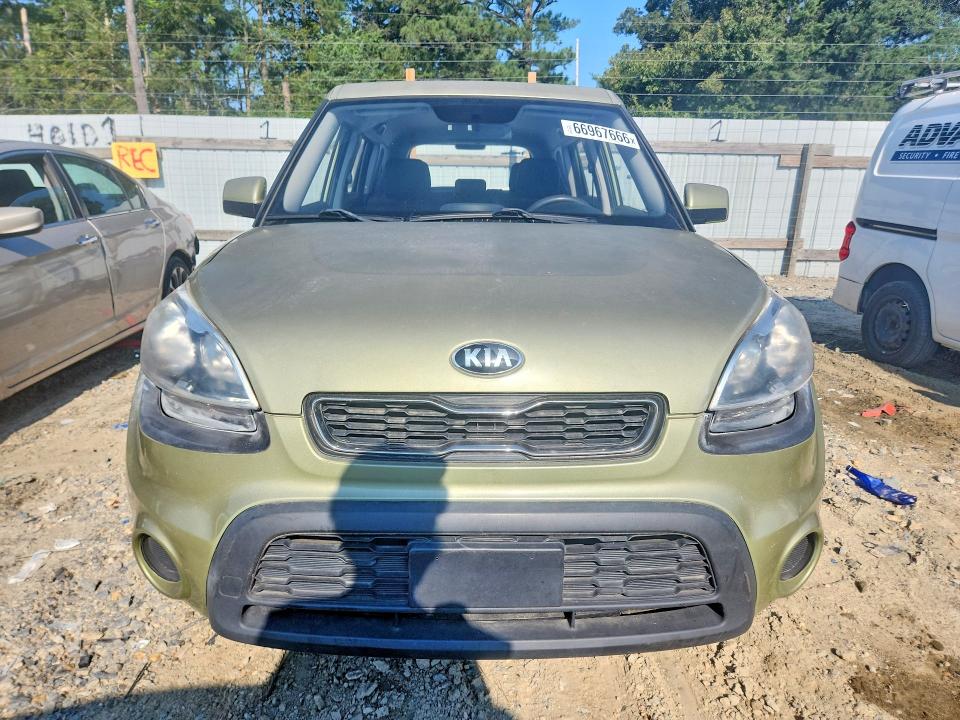 Zdjęcie 5 z aukcji – 2013 KIA SOUL z VIN KNDJT2A57D7578451