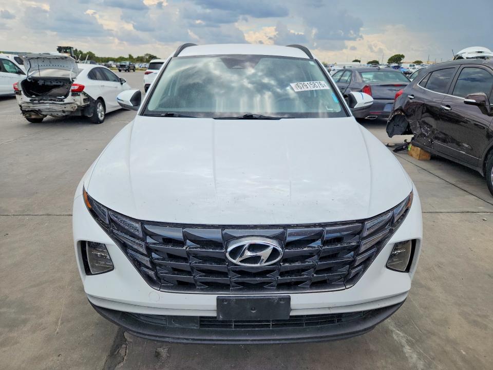 Снимка 5 от търг – 2023 HYUNDAI TUCSON с VIN KM8JBCA1XPU117073