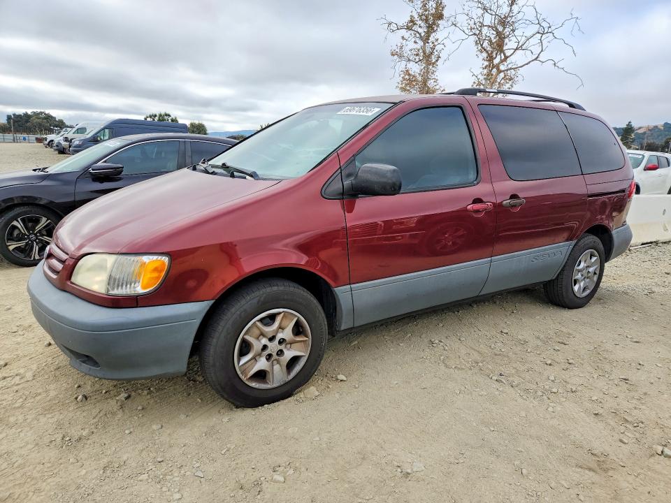 2002 TOYOTA SIENNA - Търг №69676356