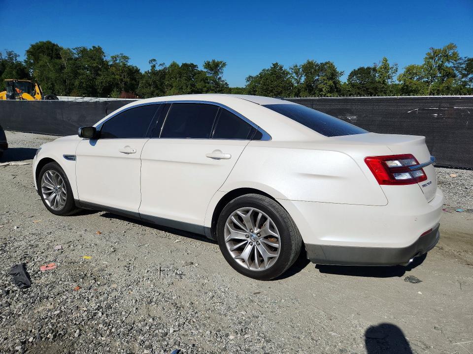 Photo 2 from auction – 2014 FORD TAURUS with VIN 1FAHP2F85EG129833