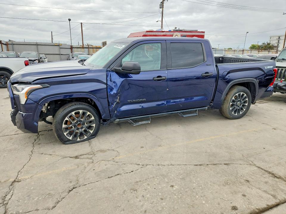 2022 TOYOTA TUNDRA