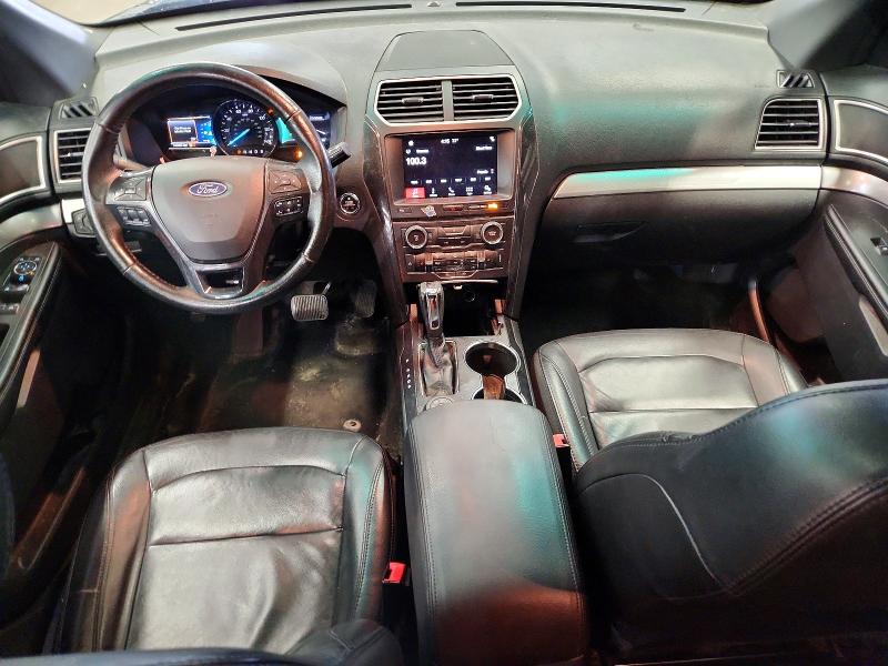 Zdjęcie 8 z aukcji – 2017 FORD EXPLORER z VIN 1FM5K8D81HGA26460