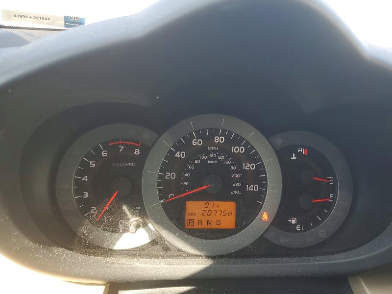 Снимка 9 от търг – 2009 TOYOTA RAV4 с VIN JTMBK31V995083006