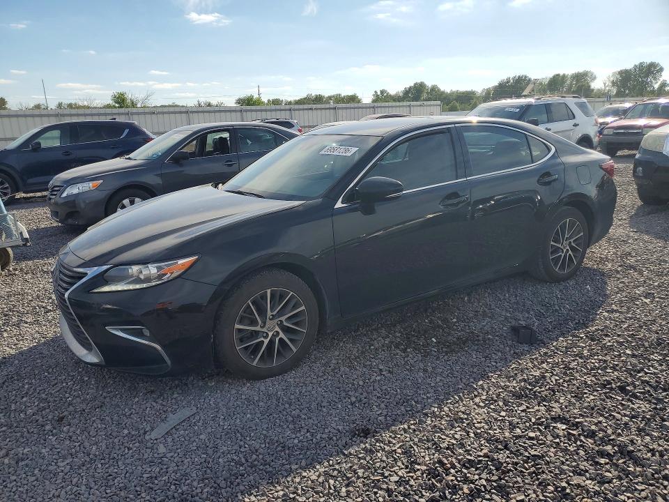 LEXUS ES 2017 с VIN 58ABK1GG7HU055095 - Фото с аукциона