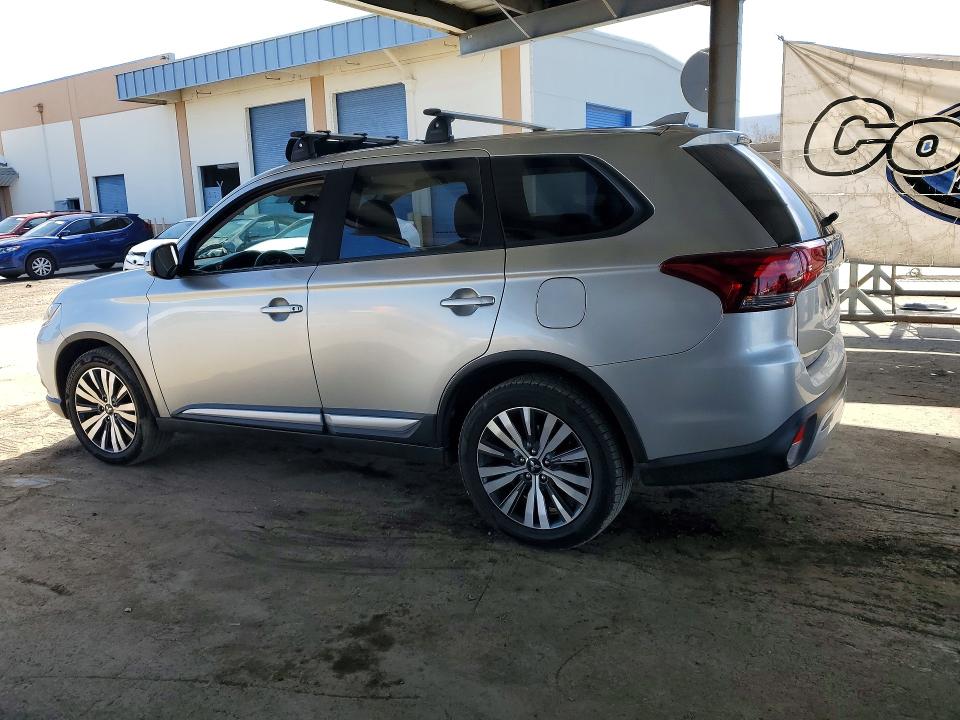 Photo 2 from auction – 2020 MITSUBISHI OUTLANDER with VIN JA4AD3A38LZ017755