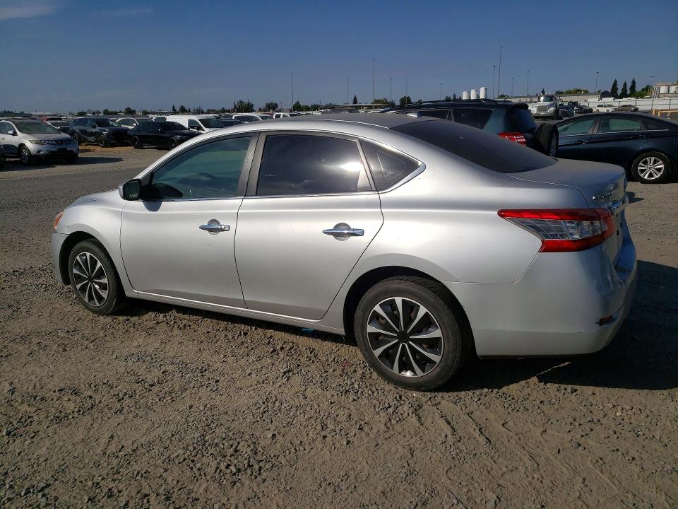Photo 2 from auction – 2015 NISSAN SENTRA with VIN 3N1AB7AP2FY250683