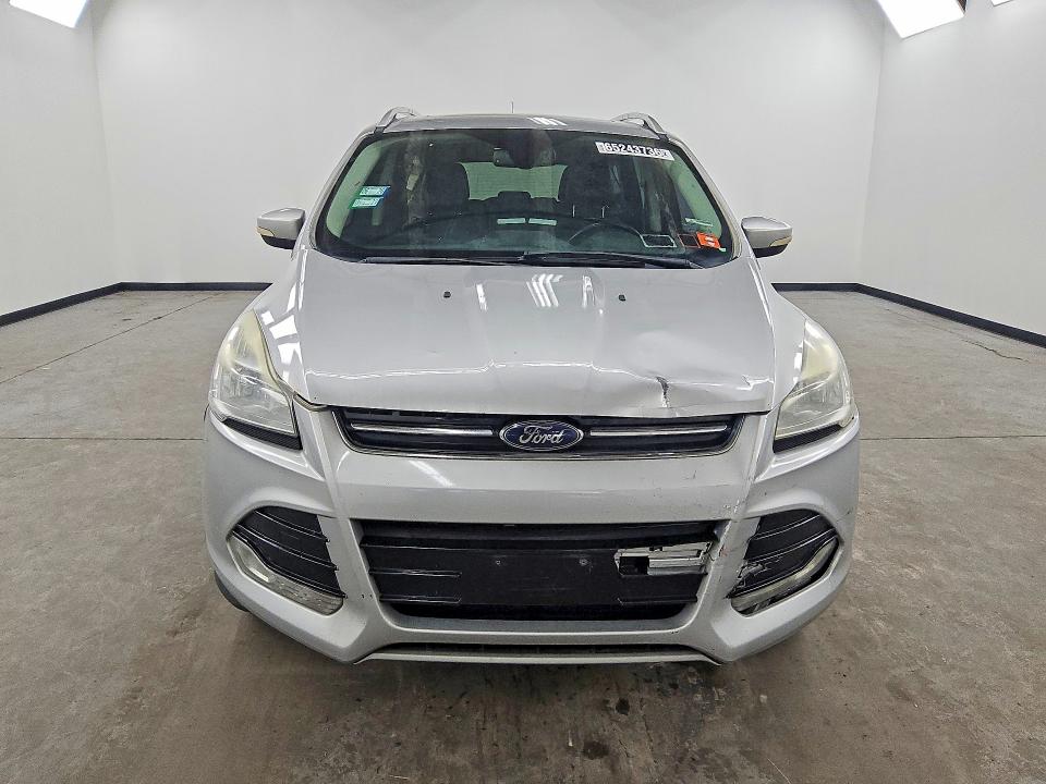 Снимка 5 от търг – 2016 FORD ESCAPE с VIN 1FMCU9JX3GUC21978