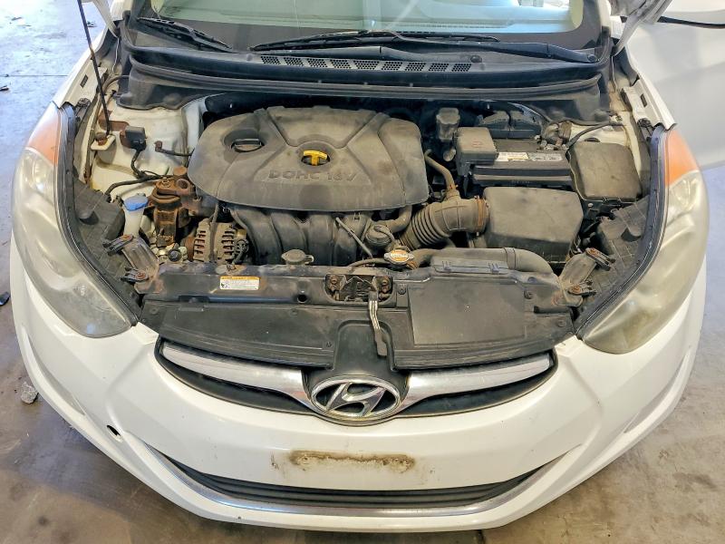 Photo 11 from auction – 2012 HYUNDAI ELANTRA with VIN 5NPDH4AE3CH126307