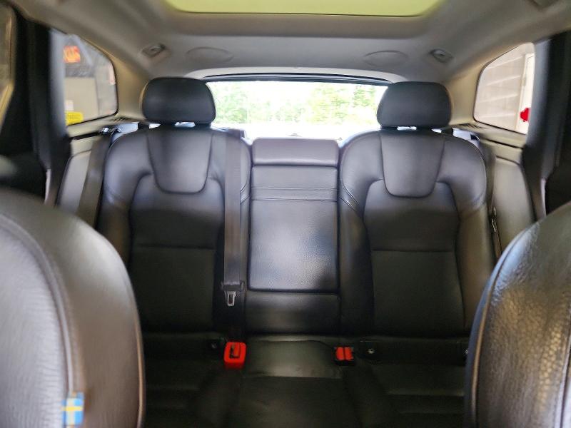 Photo 10 from auction – 2019 VOLVO XC60 with VIN YV4A22RK9K1366516