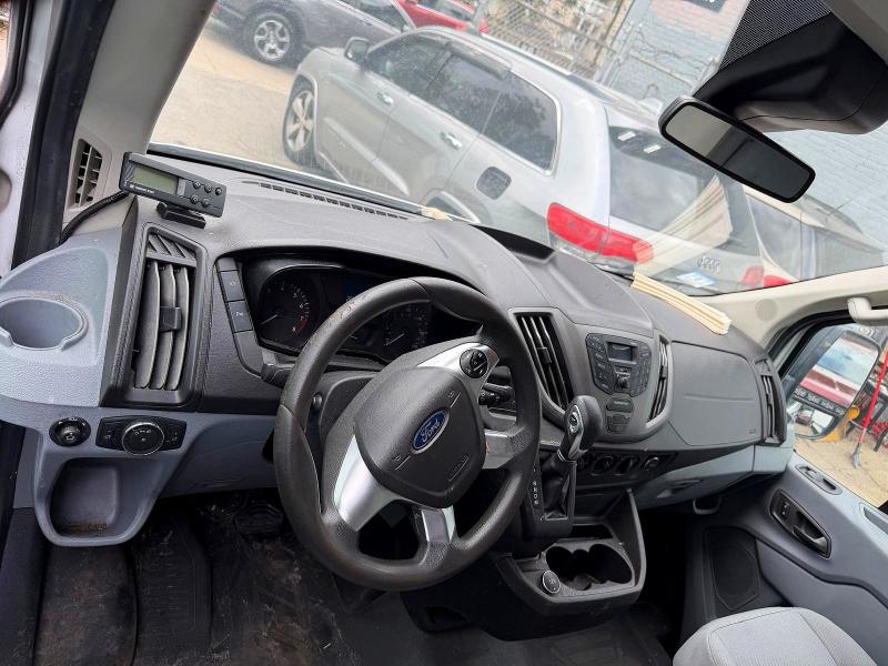 Photo 9 from auction – 2019 FORD TRANSIT with VIN 1FTYR2CMXKKA29855