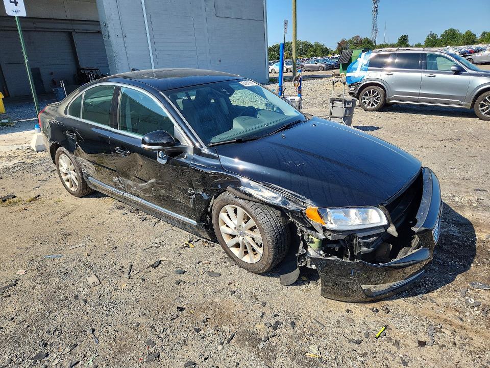 Photo 4 from auction – 2015 VOLVO S80 with VIN YV140MAD7F1183730