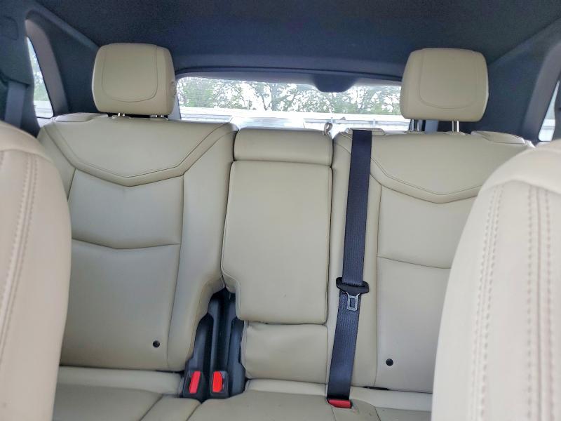 صورة رقم 10 من المزاد - 2017 CADILLAC XT5 مع VIN 1GYKNARS5HZ259217