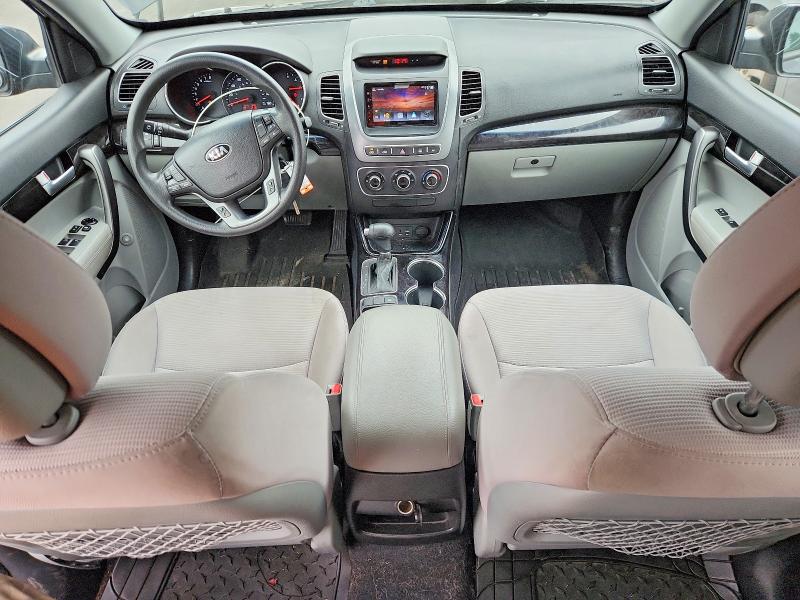 Снимка 8 от търг – 2014 KIA SORENTO с VIN 5XYKTCA65EG486715