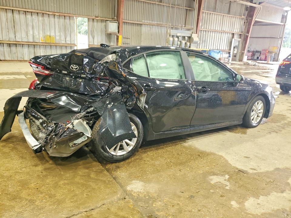 Photo 3 from auction – 2025 TOYOTA CAMRY with VIN 4T1DAACK2SU151060