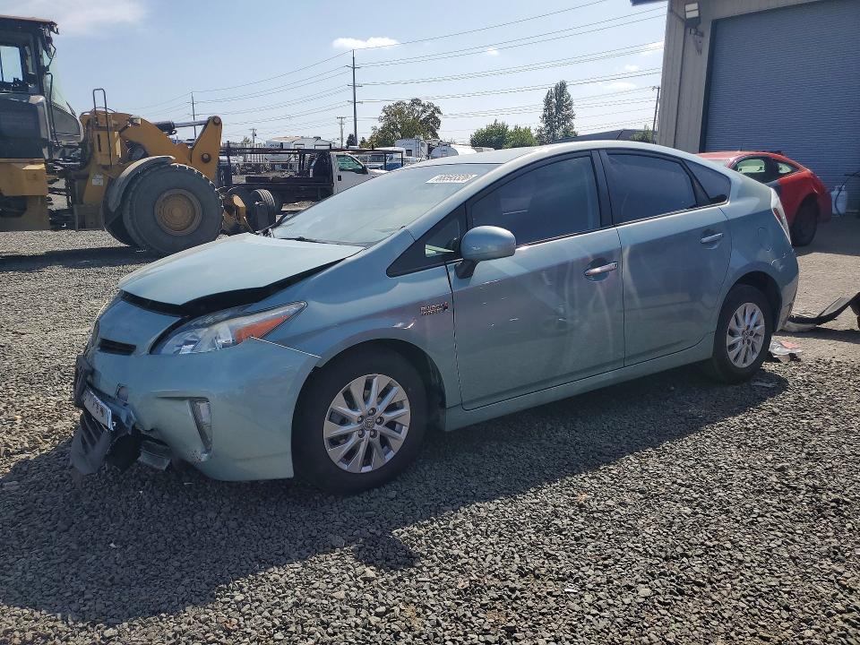 TOYOTA PRIUS 2013 с VIN JTDKN3DP0D3043146 - Снимка от търг