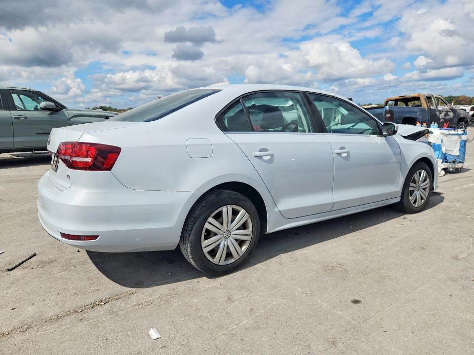 Снимка 3 от търг – 2017 VOLKSWAGEN JETTA с VIN 3VW2B7AJ9HM231424