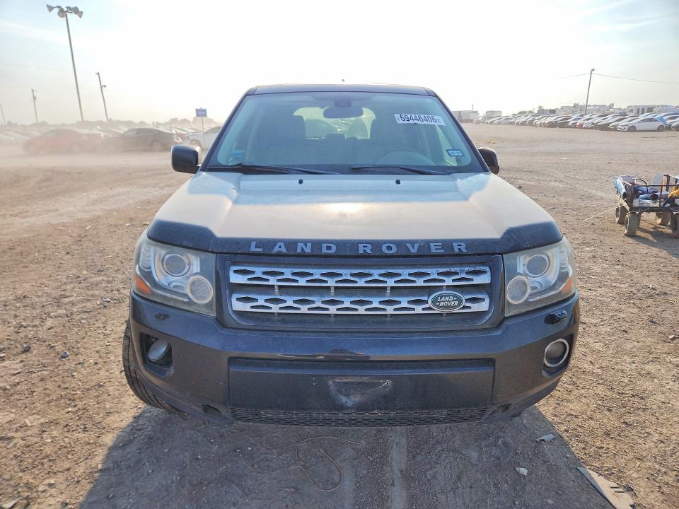 Photo 5 from auction – 2015 LAND ROVER LR2 with VIN SALFP2BG9FH427630