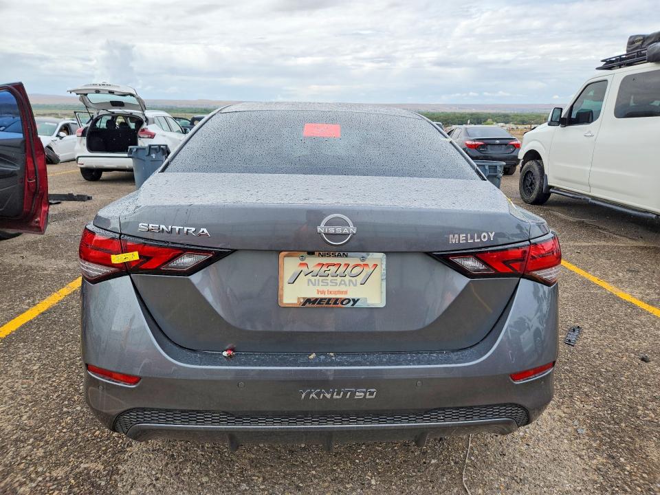 Снимка 6 от търг – 2025 NISSAN SENTRA с VIN 3N1AB8BV0SY383486