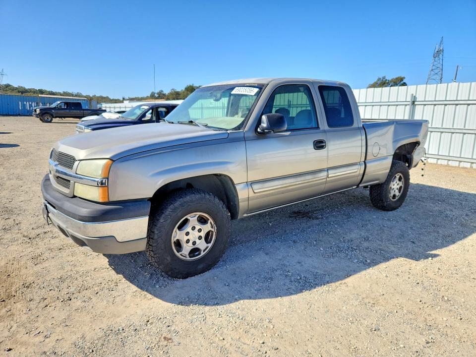 2003 CHEVROLET SILVERADO - Търг №69035056