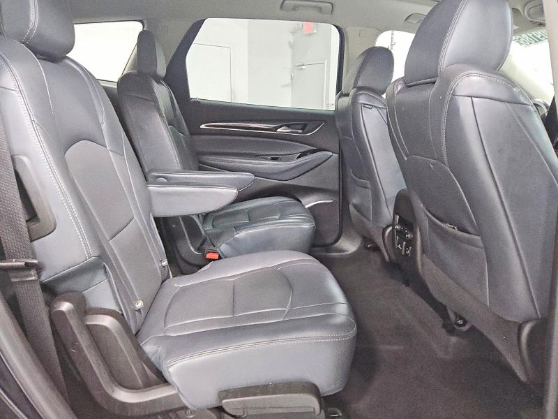 Снимка 11 от търг – 2018 BUICK ENCLAVE с VIN 5GAEVAKW6JJ204930