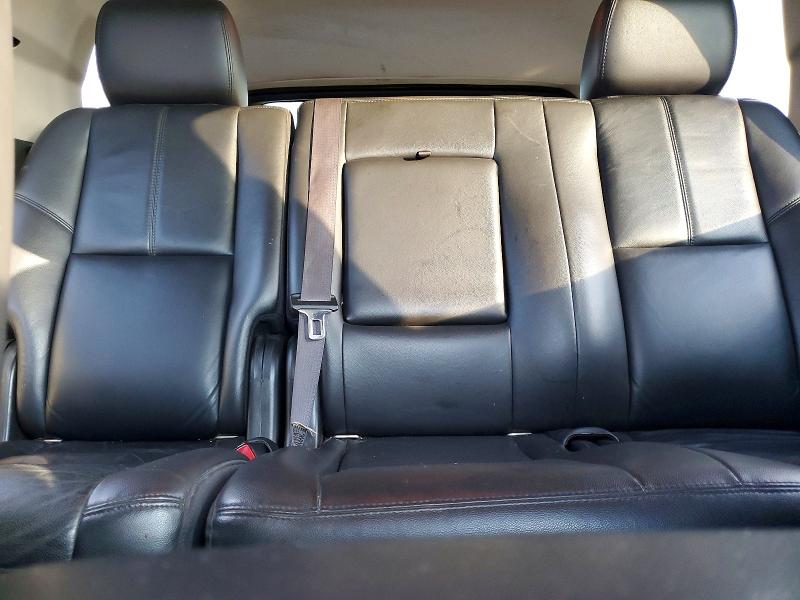 Photo 10 from auction – 2011 CHEVROLET TAHOE with VIN 1GNSCBE03BR275775