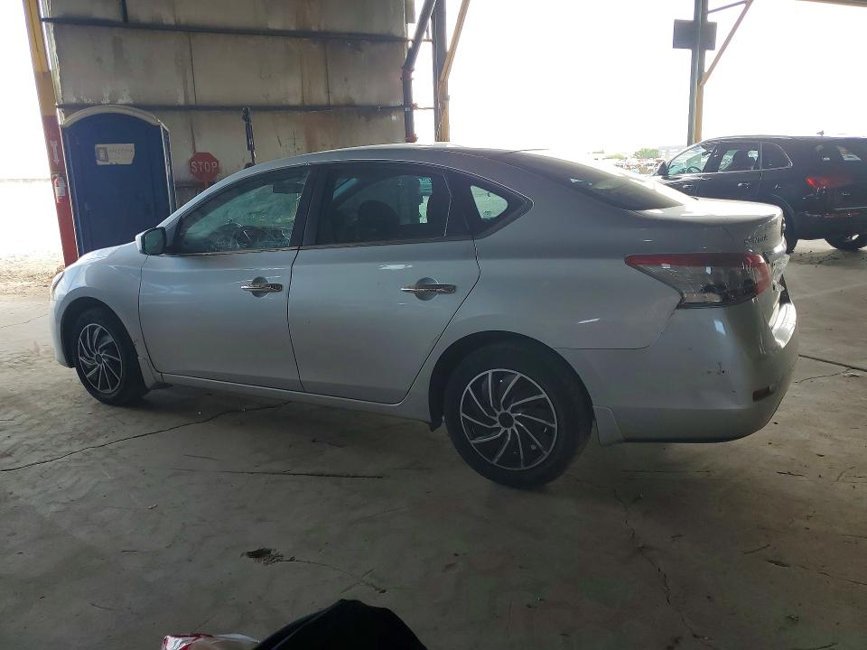 Photo 2 from auction – 2015 NISSAN SENTRA with VIN 3N1AB7AP1FY355831
