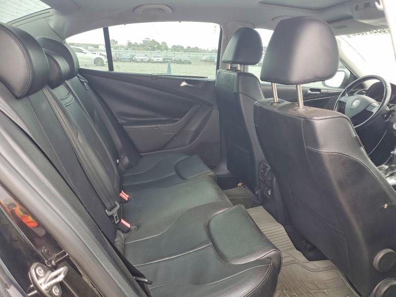 Photo 10 from auction – 2008 VOLKSWAGEN PASSAT with VIN WVWAK73C18E198650
