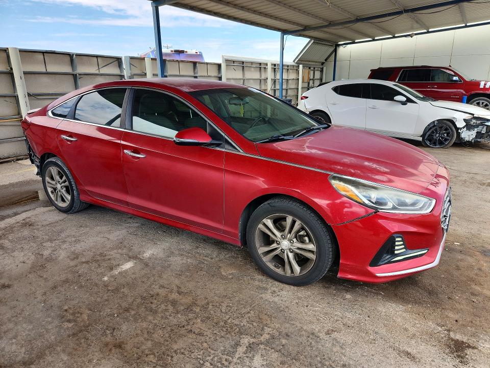 Photo 4 from auction – 2018 HYUNDAI SONATA with VIN 5NPE34AF2JH605472