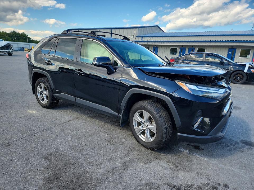 Снимка 4 от търг – 2024 TOYOTA RAV4 HYBRID с VIN JTMRWRFV0RD237736