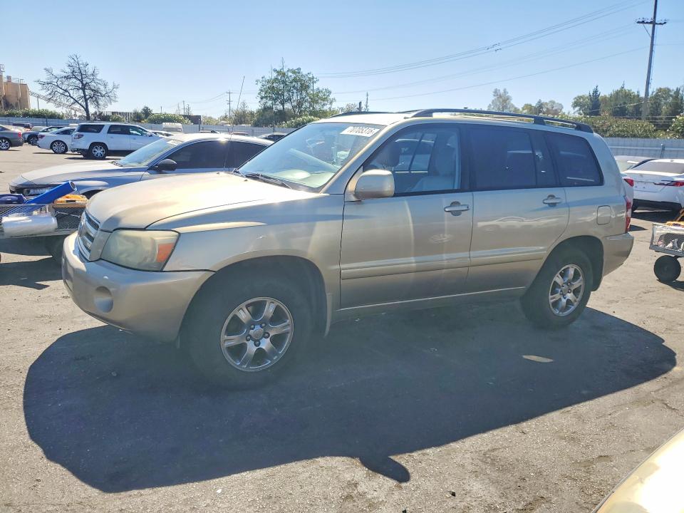 TOYOTA HIGHLANDER 2005 с VIN JTEEP21A850087184 - Снимка от търг