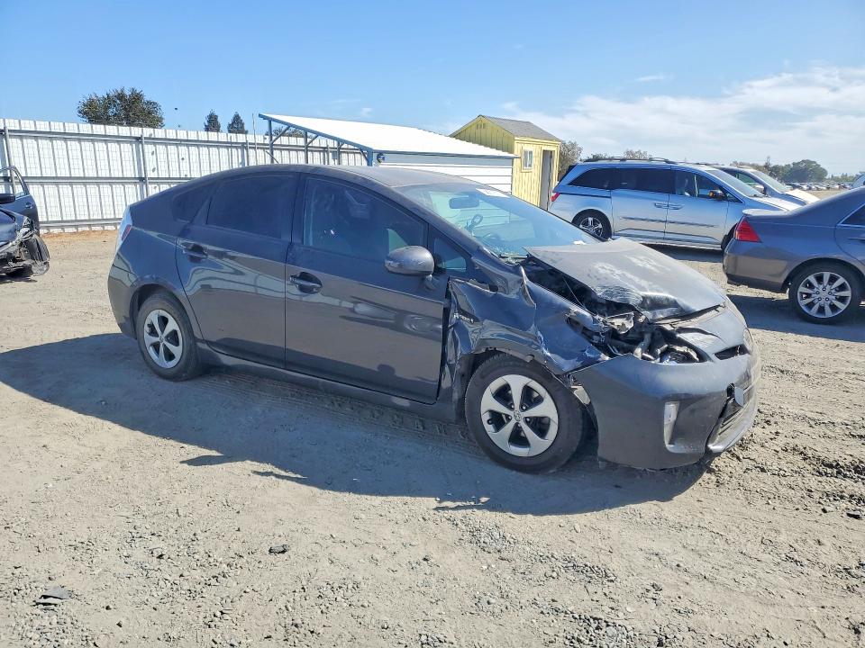 Снимка 4 от търг – 2012 TOYOTA PRIUS с VIN JTDKN3DU2C1525133