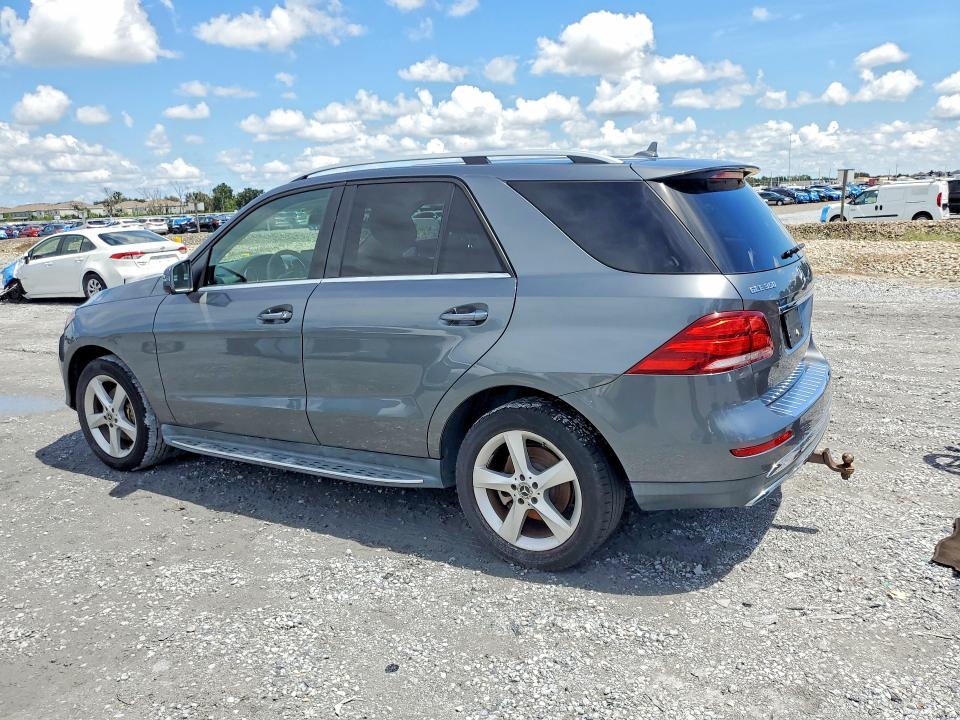 Снимка 2 от търг – 2018 MERCEDES-BENZ GLE с VIN 4JGDA5JB8JB008456