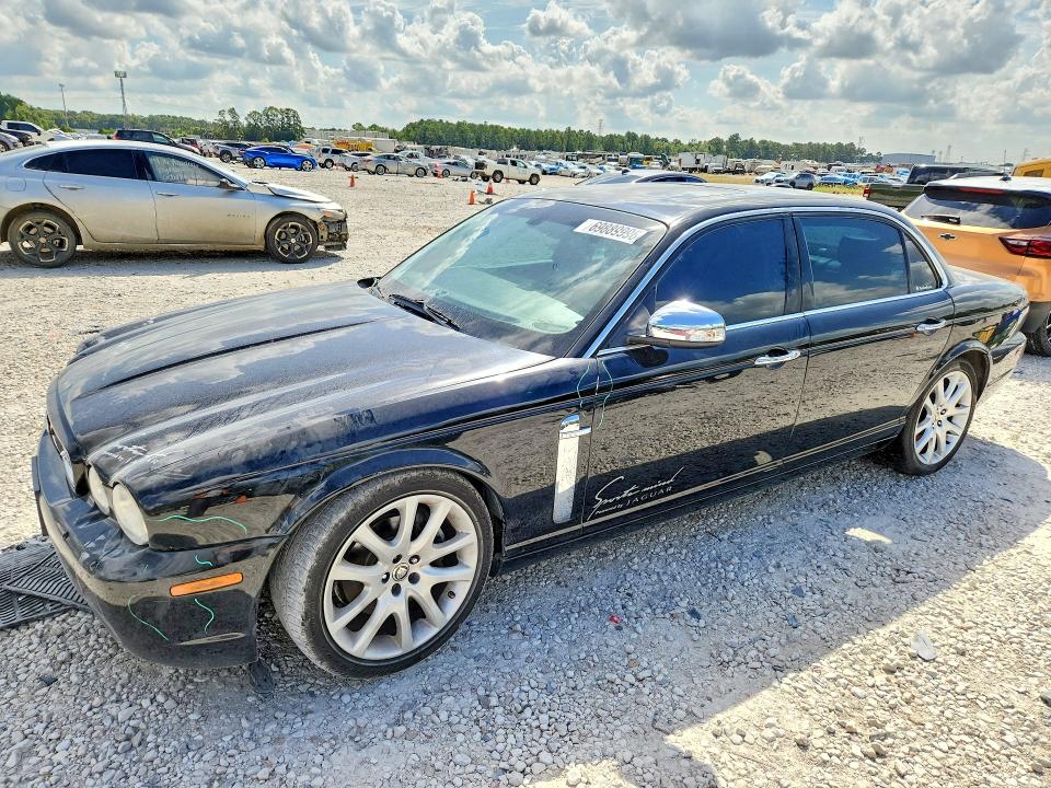 JAGUAR XJ8 2008 z numerem VIN SAJWA79B68SH23747 - Zdjęcie z aukcji