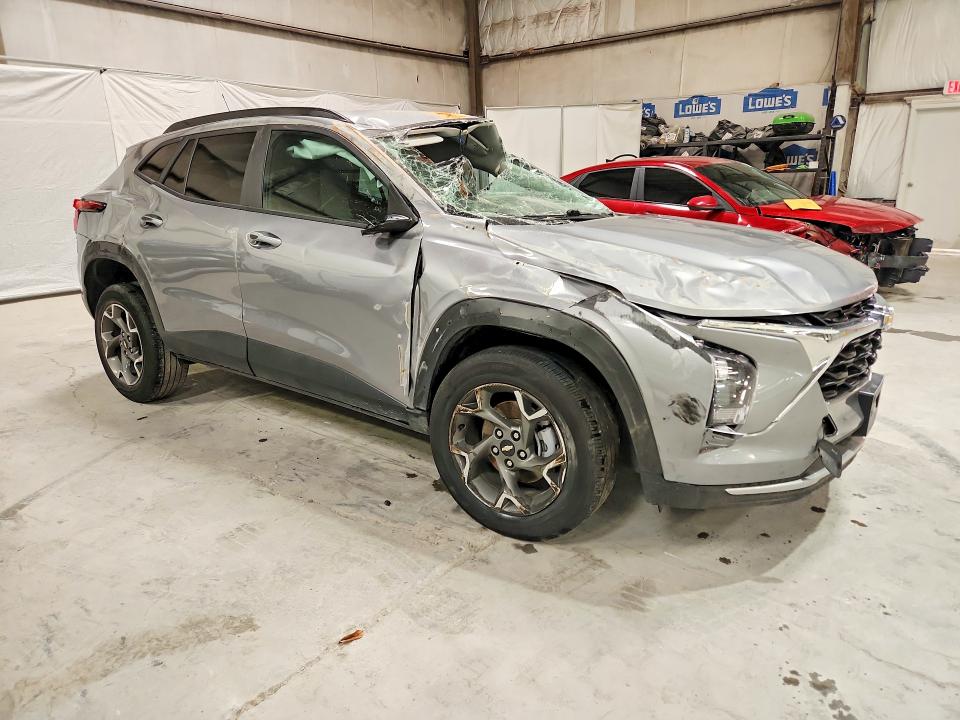Photo 4 from auction – 2025 CHEVROLET TRAX with VIN KL77LHEP2SC170515