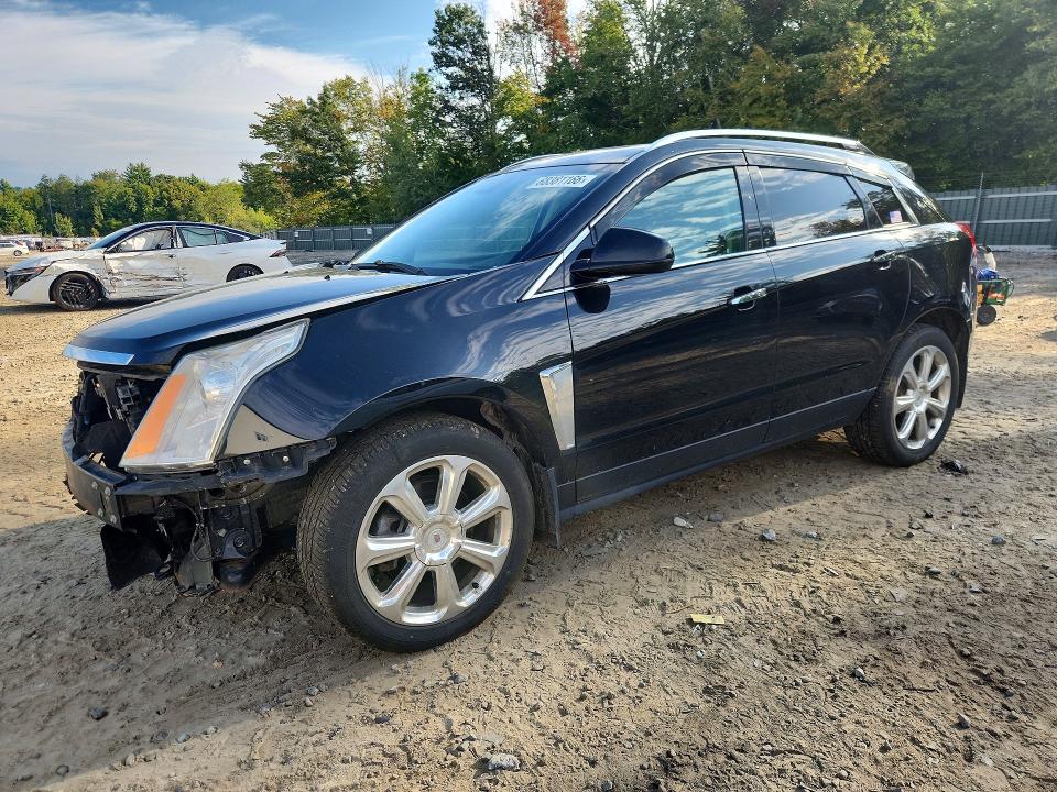 CADILLAC SRX 2015 مع رقم تعريف المركبة 3GYFNCE31FS615829 - صورة من المزاد