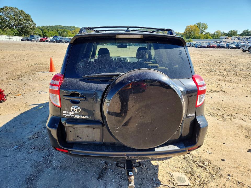 Photo 6 from auction – 2010 TOYOTA RAV4 with VIN JTMBF4DV9AD022125