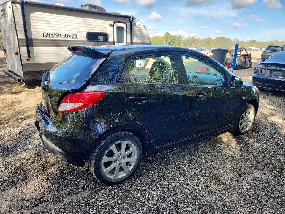 Photo 3 from auction – 2011 MAZDA MAZDA2 with VIN JM1DE1HY8B0107416