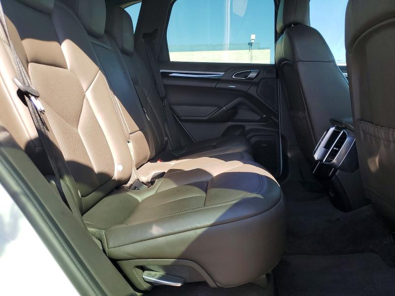 Photo 11 from auction – 2017 PORSCHE CAYENNE with VIN WP1AE2A27HLA75689