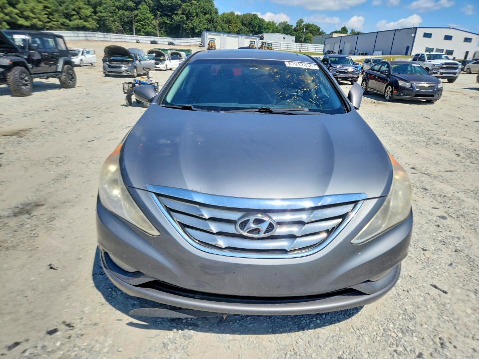 Photo 5 from auction – 2012 HYUNDAI SONATA with VIN 5NPEC4AC1CH399361