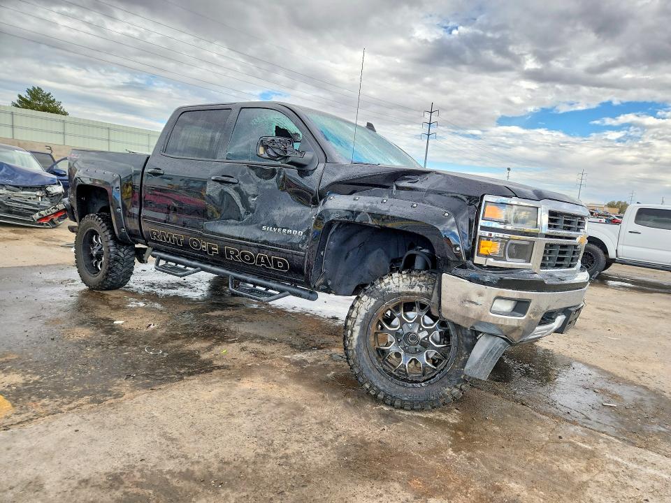 Photo 4 from auction – 2015 CHEVROLET SILVERADO with VIN 3GCUKREC8FG422508