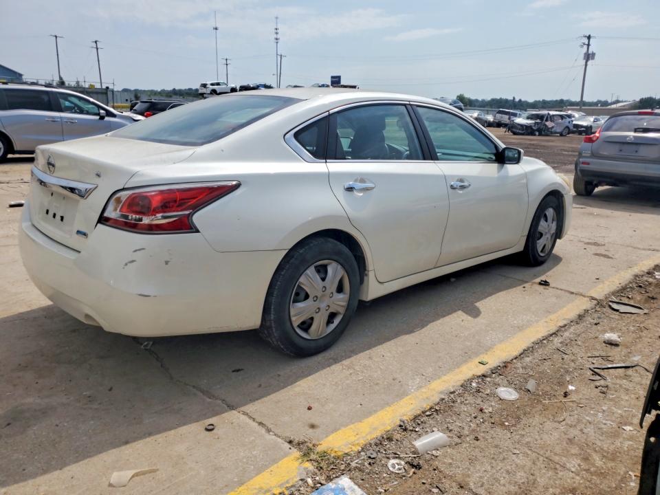 Photo 3 from auction – 2014 NISSAN ALTIMA with VIN 1N4AL3AP3EC183947