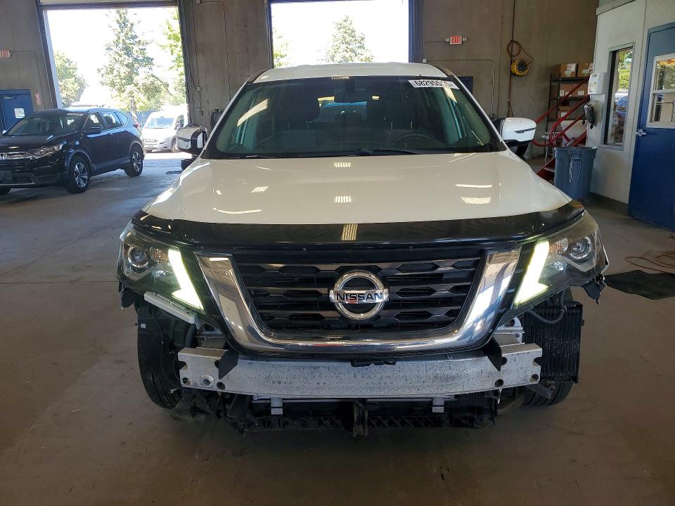 Photo 5 from auction – 2017 NISSAN PATHFINDER with VIN 5N1DR2MM7HC648716
