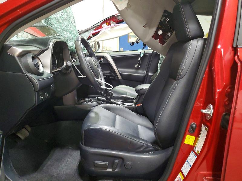 Photo 7 from auction – 2017 TOYOTA RAV4 with VIN JTMDFREV5HJ168845