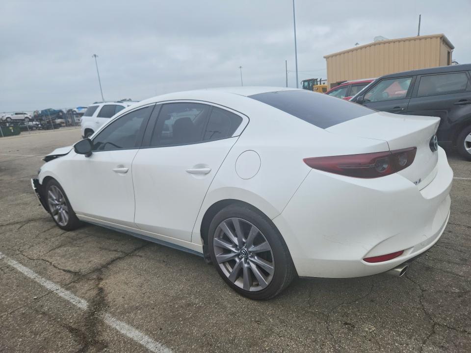 Foto 2 de la subasta – 2020 MAZDA 3 con VIN JM1BPACL6L1171432