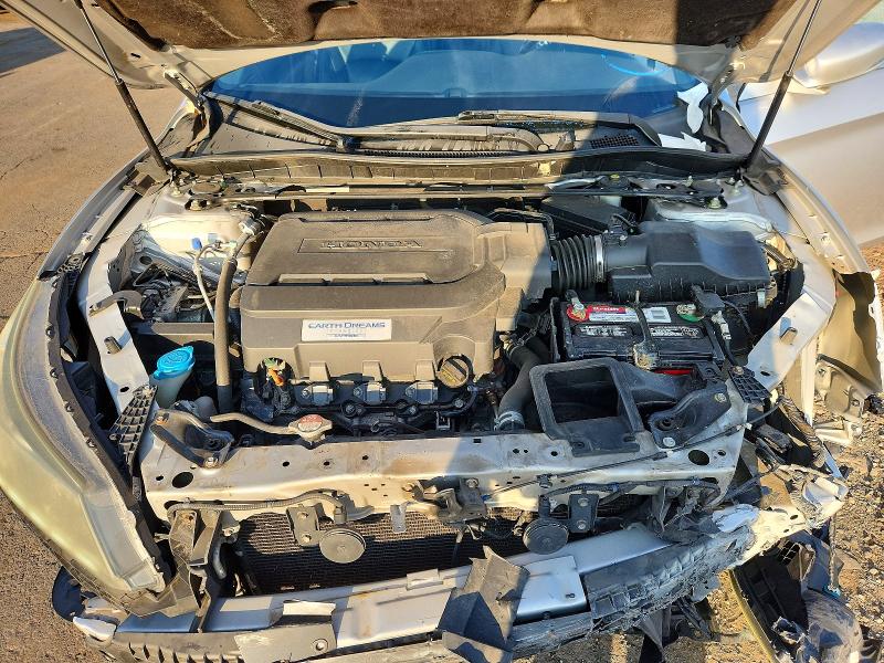 Photo 11 from auction – 2015 HONDA ACCORD with VIN 1HGCR3F84FA002405