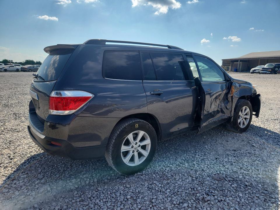 Photo 3 from auction – 2012 TOYOTA HIGHLANDER with VIN 5TDZK3EH1CS087006