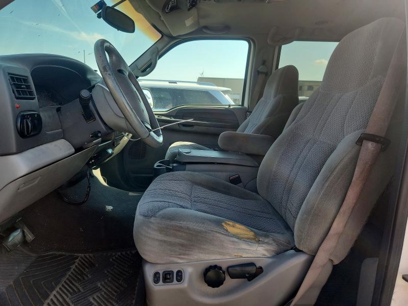 Снимка 7 от търг – 2001 FORD EXCURSION с VIN 1FMNU41S01EC46788