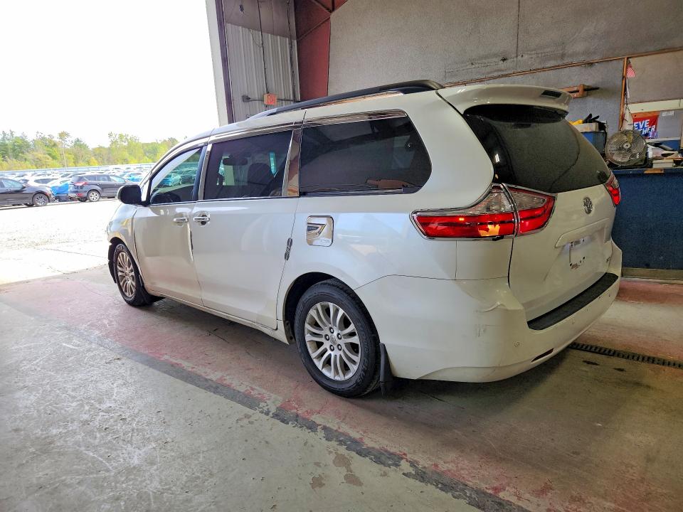 Photo 2 from auction – 2015 TOYOTA SIENNA with VIN 5TDYK3DC3FS566114