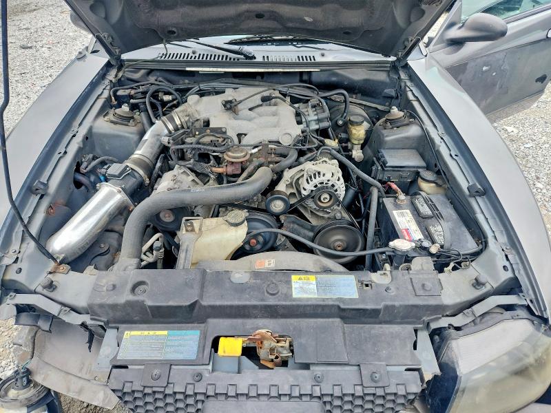 Photo 11 from auction – 2004 FORD MUSTANG with VIN 1FAFP40424F109536